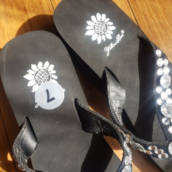 Bla k Rhinestone Embellished Flip Flops - Picture 3 of 8